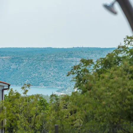 Villa Tomicich