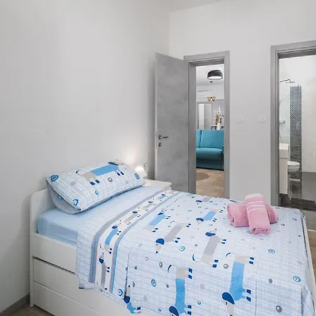 Tomicich 别墅 拉宾