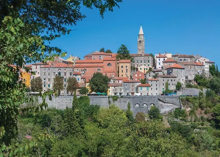 Vila Tomicich Labin (Istria)